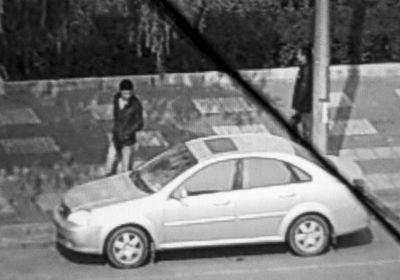 团伙专撬高档汽车后备厢 撬一辆车仅用10余秒