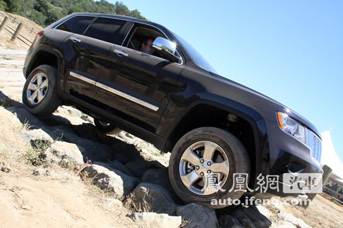 全新大切诺基预售42万起已接受预订 11月可提车