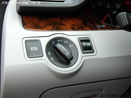 汽车之家 一汽-大众 迈腾 09款 2.0tsi dsg豪华型