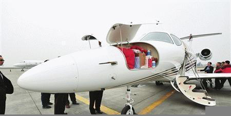 拥有私人飞机的十位大腕明星（图） - 哥们干杯！的日志 - 网易博客 - 心灵的舞者 - 心灵的舞者