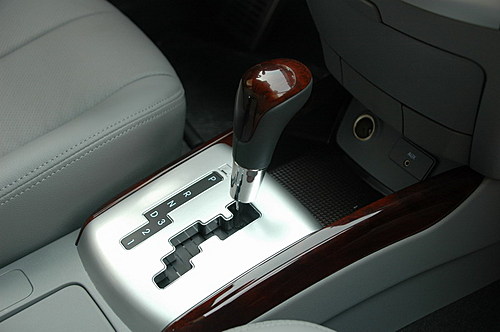 开车为何频频熄火?实用排解方法一览 开车为何频频熄火?实用排解方法一览