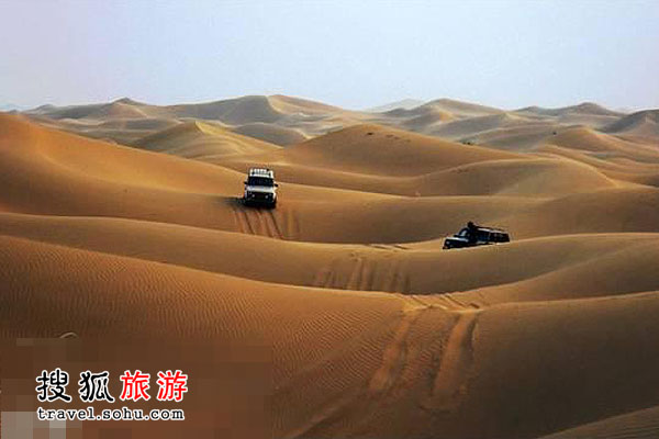 雄伟的穿沙公路&4条经典游玩路线